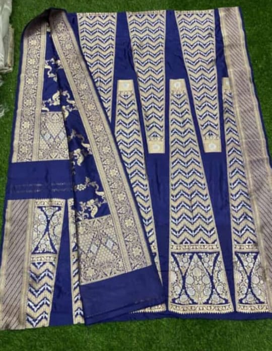 PURE HANDLOOM BANARASI BATTAR KATAN LHENGA